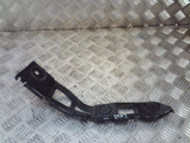 2014 GENUINE VW POLO 6R  REAR RIGHT DRIVER SIDE BUMPER BRACKET 6R6807394A - Image 3