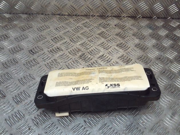 2017 GENUINE AUDI A3 FRONT LEFT PASSENGER SIDE DASHBOARD BAG 8V0880204E