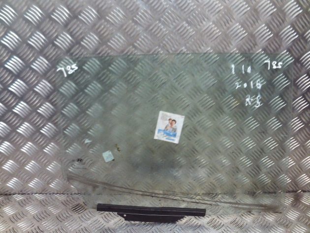 2017 GENUINE HYUNDAI I10 REAR RIGHT DRIVER SIDE WINDOW GLASS OSR - Image 2