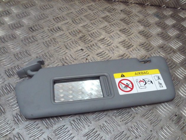 2017 GENUINE AUDI A3 8V FRONT LEFT PASSENGER SIDE SUNVISOR 8V2857551G