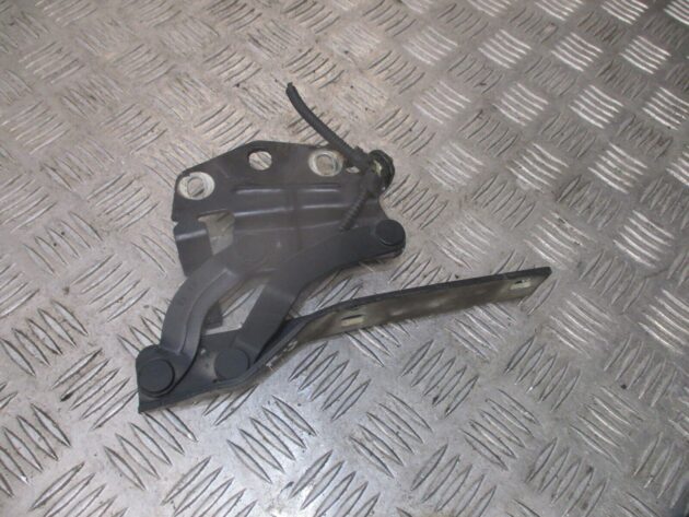 2014 VW PASSAT B7 FRONT RIGHT DRIVER SIDE BONNET HINGE 3AA823302 - Image 3