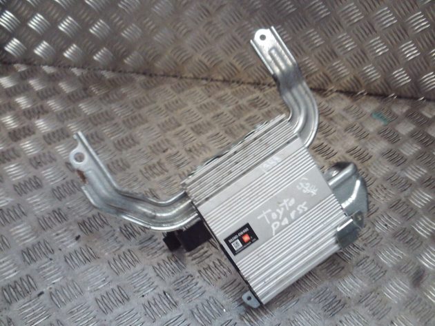 2007 GENUINE TOYOTA PRIUS SOUND SYSTEM AMPLIFIER CONTROL MODULE 86280-0W460 - Image 2