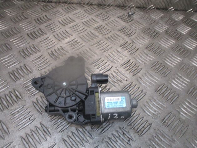 2013 GENUINE HYUNDAI I30 RIGHT LEFT PASSENGER SIDE DOOR WINDOW MOTOR 83450A5000