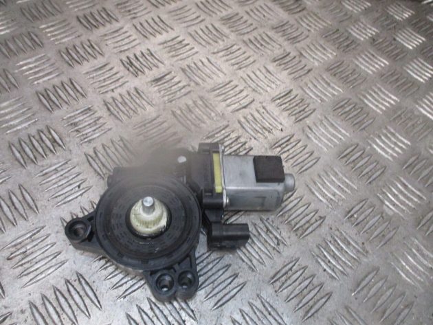 2013 GENUINE HYUNDAI I30 RIGHT LEFT PASSENGER SIDE DOOR WINDOW MOTOR 83450A5000 - Image 2