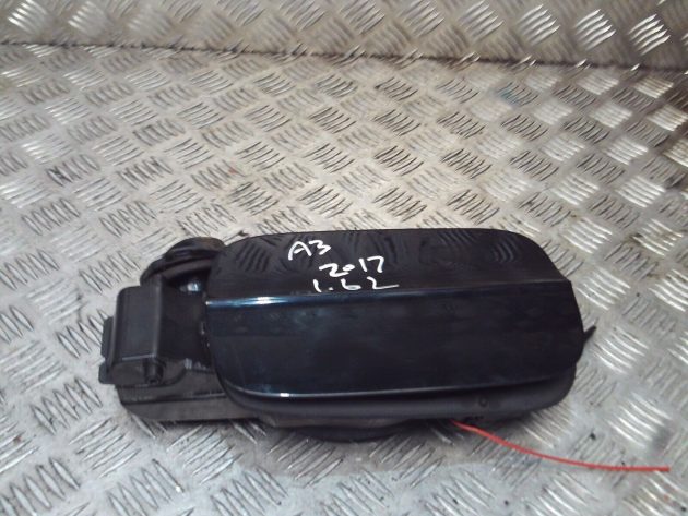 2017 GENUINE AUDI A3 8V REAR FUEL FILLER FLAP CAP COVER 8V4809906F