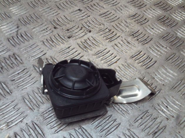 2017 GENUINE AUDI A3 8V SIREN ALARM HORN SIGNAL WITH MOUNT BRACKET 8V2951285 - Image 3