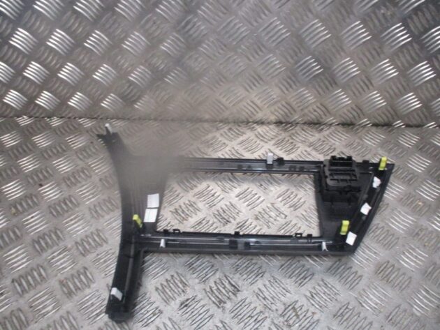 2014 GENUINE TOYOTA AURIS FRONT CENTRE DASHBOARD HEAD UNIT TRIM 5540502450 - Image 3