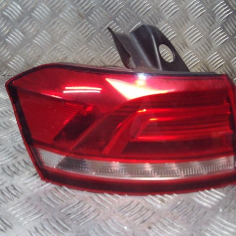2017 GENUINE VW PASSAT B8 ESTATE REAR LEFT PASSENGER SIDE TAILLIGHT LAMP NSR