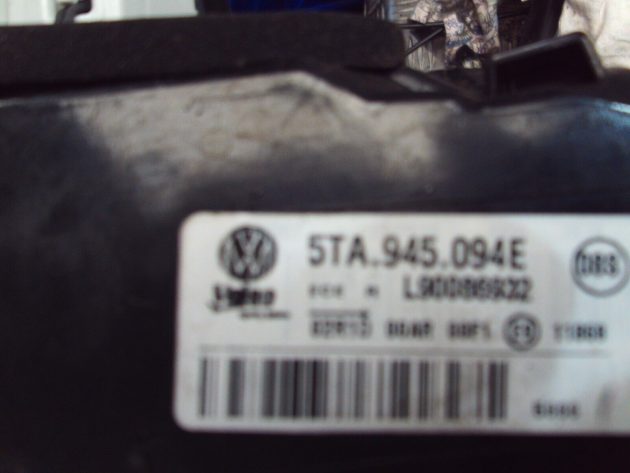 2018 GENUINE VW TOURAN REAR RIGHT DRIVER SIDE INNER TAILLIGHT LAMP 5TA945094E - Image 3