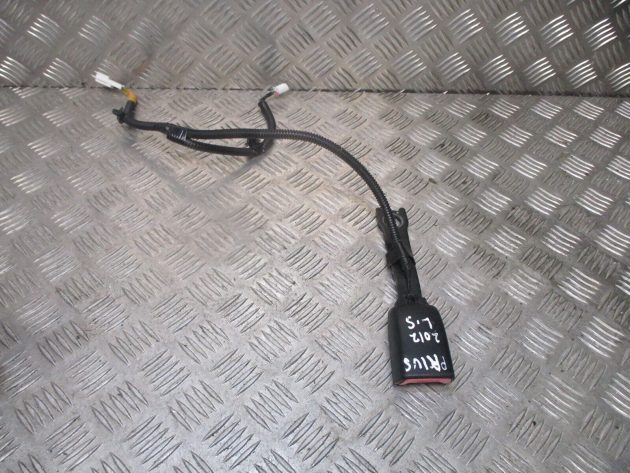 2012 TOYOTA PRIUS INTERIOR FRONT LEFT PASSENGER SIDE SEAT BELT BUCKLE STALK OEM