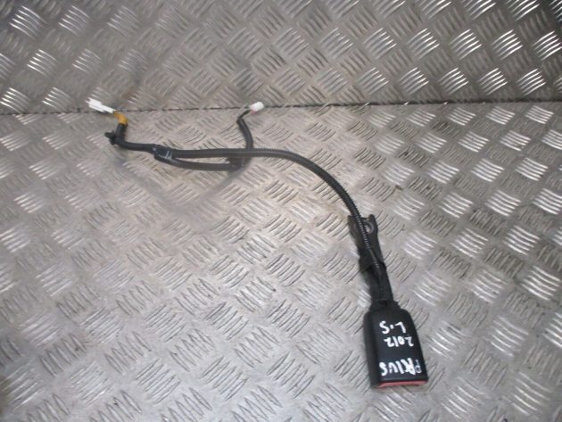 2012 TOYOTA PRIUS INTERIOR FRONT LEFT PASSENGER SIDE SEAT BELT BUCKLE STALK OEM - Image 3