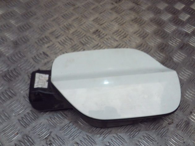 2017 GENUINE VW PASSAT B8 REAR FUEL FILLER FLAP CAP COVER 3G9809857