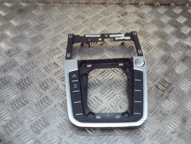 2017 VW PASSAT B8 DSG GEAR LEVER SURROUND TRIM CONTROL SWITCHES 3G2864263 OEM - Image 3
