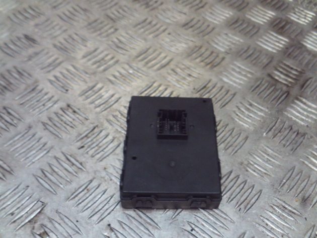 2017 GENUINE VW PASSAT B8 START ACCESS AUTHORISATION MODULE 3Q0959435D - Image 2