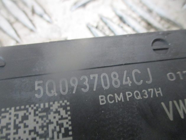 2016 GENUINE SKODA OCTAVIA BCM BODY CONTROL MODULE UNIT 5Q0937084J - Image 4
