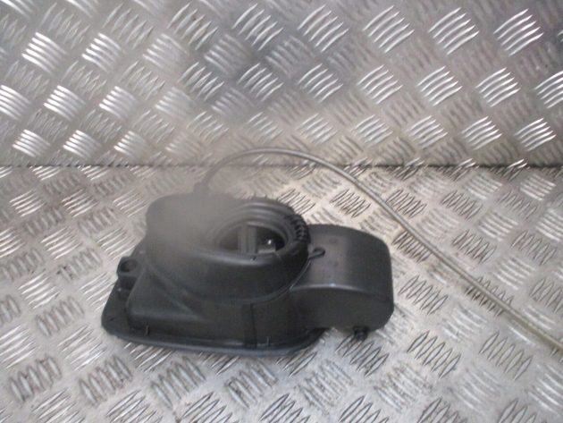 2016 GENUINE SKODA OCTAVIA REAR FUEL FILLER FLAP CAP COVER 5E0809702B - Image 3