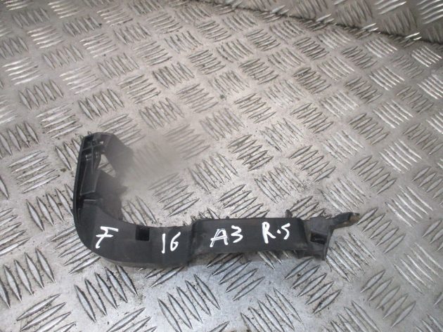 2016 GENUINE AUDI A3 8V FRONT RIGHT DRIVER SIDE BUMPER BRACKET 8V3807184A - Image 2