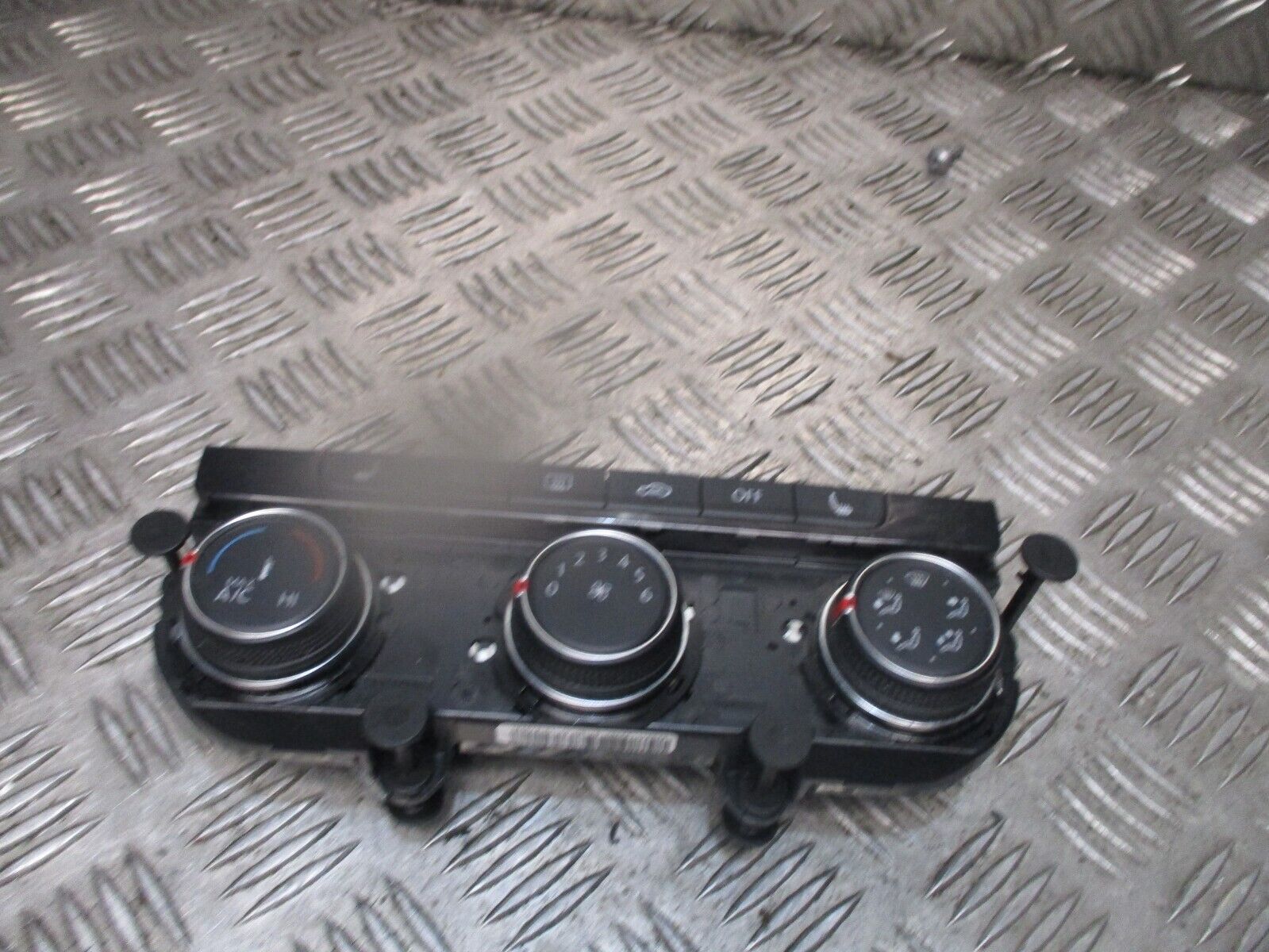 2015 GENUINE VW GOLF MK7 HEATER AC CLIMATE CONTROL SWITCH PANEL 5G0907426AA - Image 2