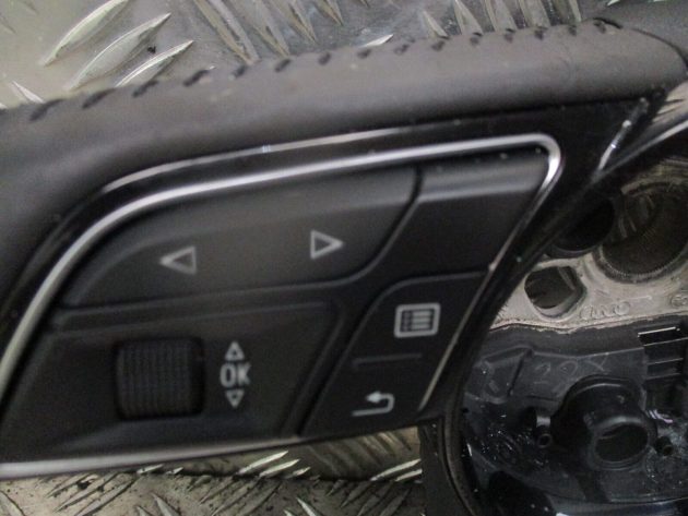 2016 GENUINE AUDI A3 8V DRIVERS MULTIFUNCTION STEERING WHEEL 8V0419091CG - Image 4