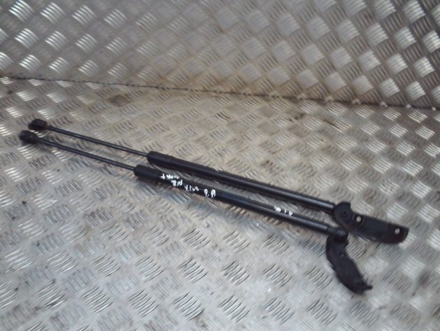 2017 GENUINE VW PASSAT B8 ESTATE REAR TAILGATE BOOT STRUTS 3G9827550B - Image 3