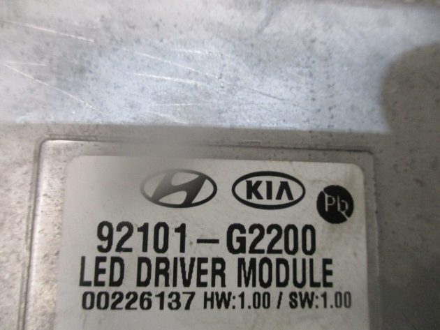 2019 HYUNDAI IONIQ FRONT DRIVER HEADLIGHT BALLAST CONTROL MODULE 92101G2200 OEM - Image 3