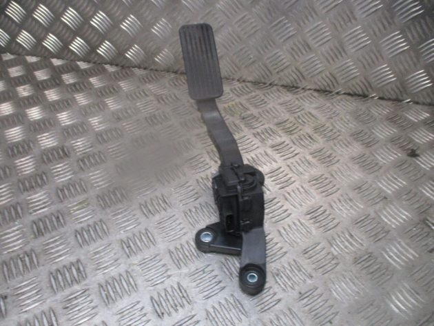 2019 GENUINE HYUNDAI IONIQ ACCELERATOR THROTTLE PEDAL 35191G2100