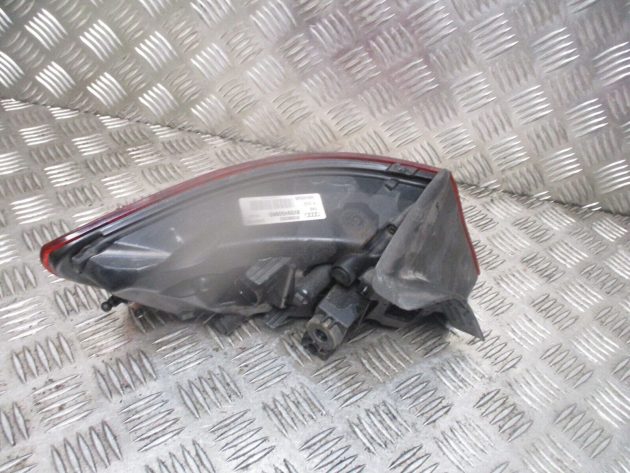 2015 GENUINE AUDI A3 8V 3DOOR REAR RIGHT DRIVER SIDE TAILLIGHT LAMP 8V3945096D - Image 4