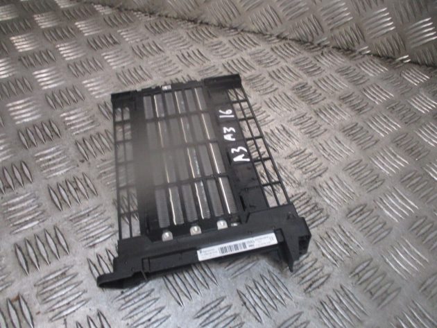2015 GENUINE AUDI A3 8V ELECTRIX HEATER MATRIX ELEMENT 5Q0963235B - Image 2
