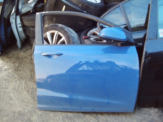 2016 GENUINE HYUNDAI I10 FRONT RIGHT DRIVER SIDE BARE SHELL DOOR OSF - Image 3
