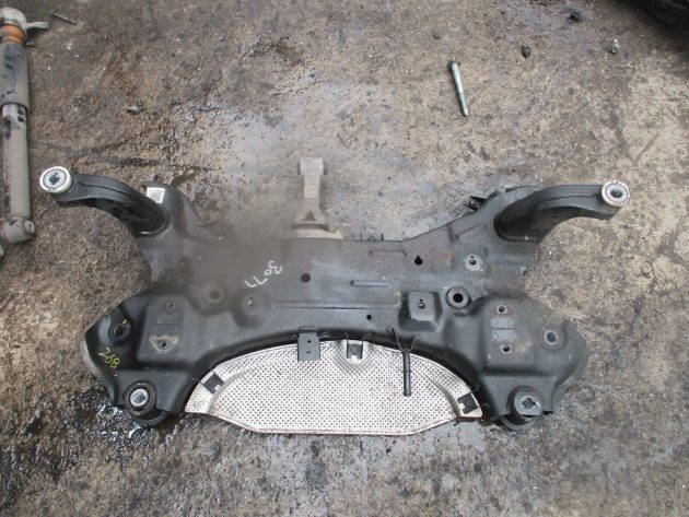 2019 GENUINE HYUNDAI IONIQ 1.8 HYBRID FRONT SUBFRAME 62401G2100 - Image 2
