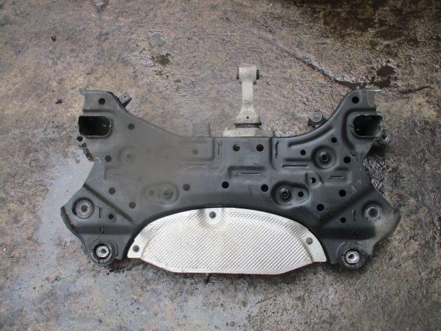 2019 GENUINE HYUNDAI IONIQ 1.8 HYBRID FRONT SUBFRAME 62401G2100 - Image 3
