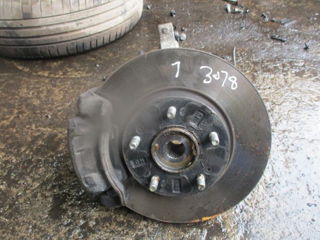 2019 GENUINE HYUNDAI IONIQ 1.8 HYBRID FRONT LEFT PASSENGER SIDE HUB NSF - Image 2