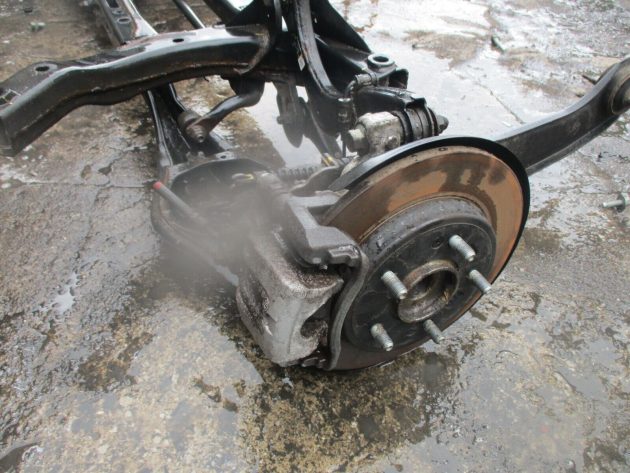 2019 GENUINE HYUNDAI IONIQ HYBRID REAR COMPLETE AXLE - Image 3