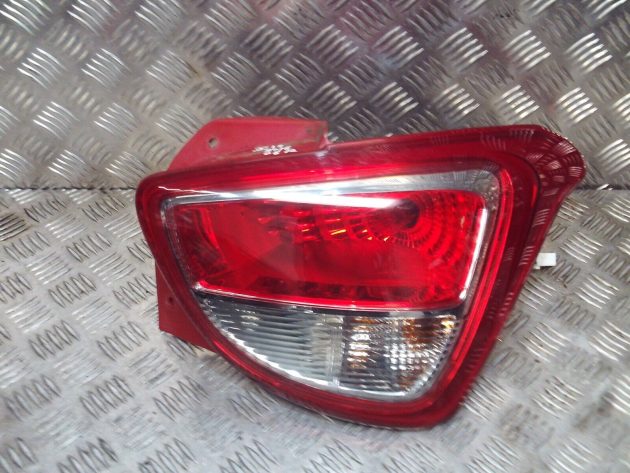 2016 GENUINE HYUNDAI I10 REAR RIGHT DRIVER SIDE TAILLIGHT LAMP 92402-B9000