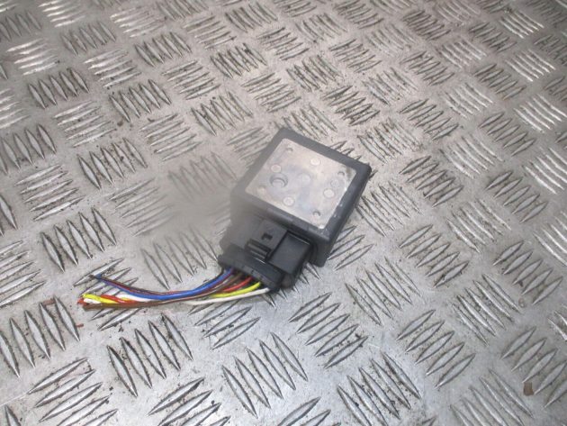 2015 GENUINE AUDI A3 8V ECU IN TANK FUEL PUMP RELAY MODULE UNIT 5Q0906121F - Image 2