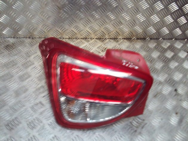 2016 GENUINE HYUNDAI I10 REAR LEFT PASSENGER SIDE TAILLIGHT LAMP 92401-B9000 - Image 2