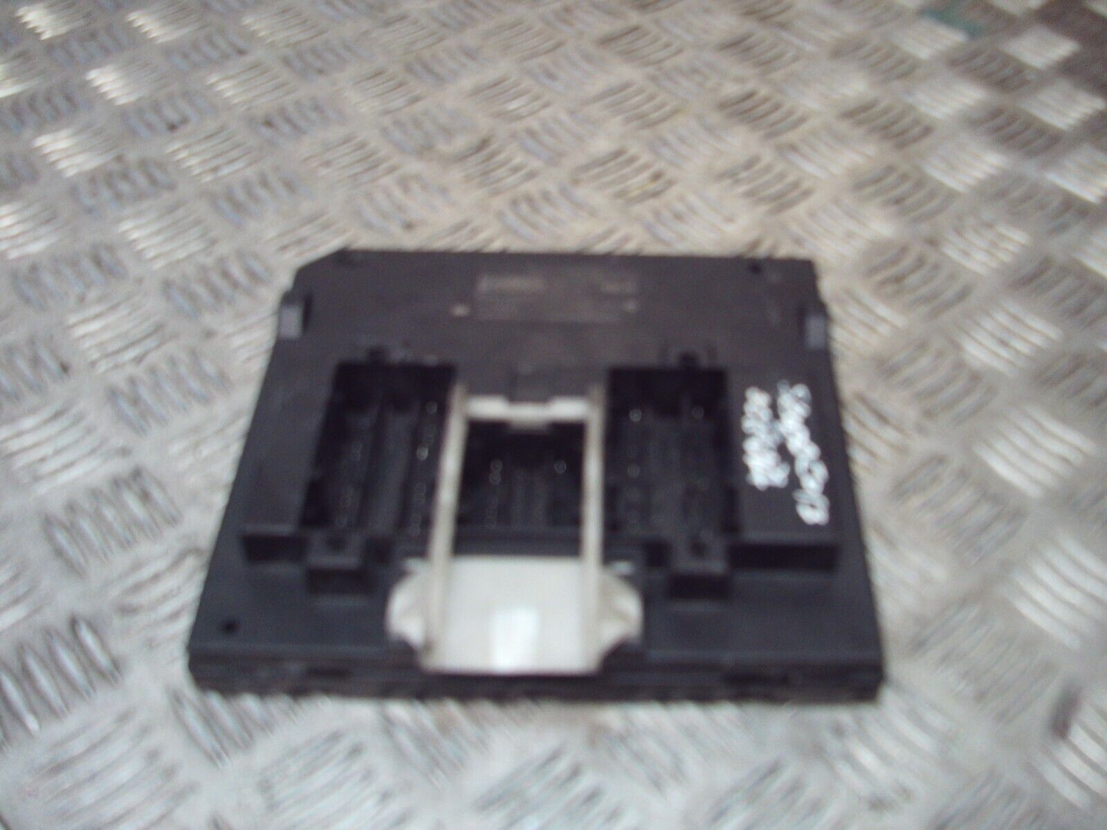 2015 GENUINE AUDI A3 8V BCM BODY CONTROL MODULE 5Q0937084AG - Image 3