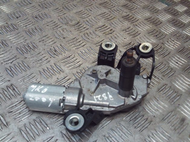 2012 GENUINE VW GOLF MK6 REAR WINDSCREEN WIPER MOTOR 5K6955711A