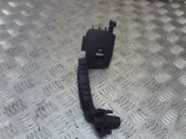 2012 GENUINE AUDI A3 8P REAR LEFT PASSENGER SIDE WINDOW SWITCH 4F0959855B - Image 3