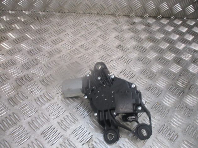 2012 GENUINE VW GOLF MK6 REAR WINDSCREEN WIPER MOTOR - Image 2