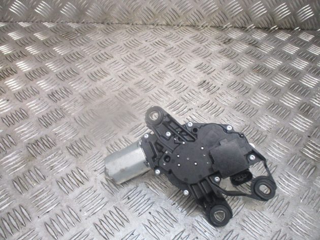 2012 GENUINE VW GOLF MK6 REAR WINDSCREEN WIPER MOTOR - Image 3