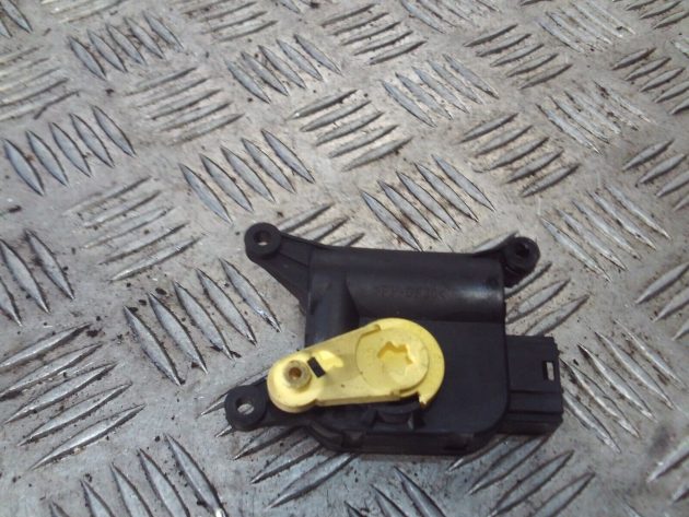 2012 GENUINE AUDI A3 8P HEATER FLAP MOTOR 1K2907511C - Image 3