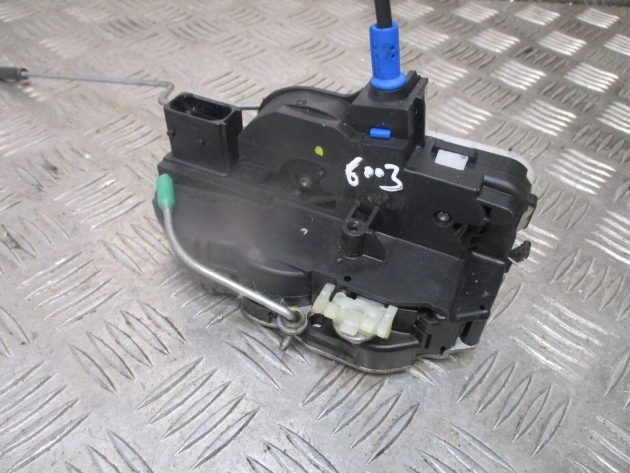 2010 GENUINE VAUXHALL ASTRA FRONT RIGHT DRIVER SIDE DOOR LOCK MECHANISM - Image 2