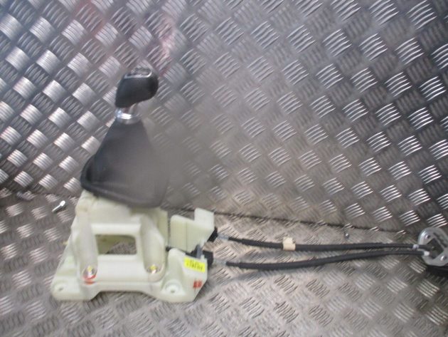 2015 GENUINE HYUNDAI I10 5 SPEED GEAR SELECTOR SHIFTER LINKAGE - Image 3