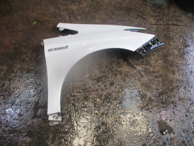 2012 GENUINE TOYOTA PRIUS FRONT RIGHT DRIVER SIDE WING FENDER OSF - Image 2