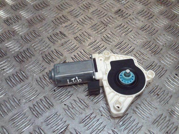 2016 GENUINE VW PASSAT B8 FRONT RIGHT DRIVER SIDE WINDOW MOTOR 5Q4959802B