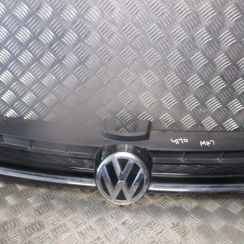 2015 GENUINE VW GOLF MK7 FRONT BUMPER UPPER RADIATOR GRILL 5G0853653E