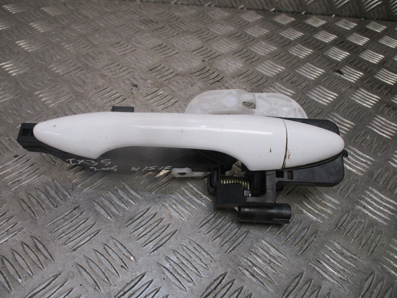 2015 GENUINE HYUNDAI IX35 FRONT LEFT PASSENGER SIDE EXTERIOR DOOR HANDLE NSF