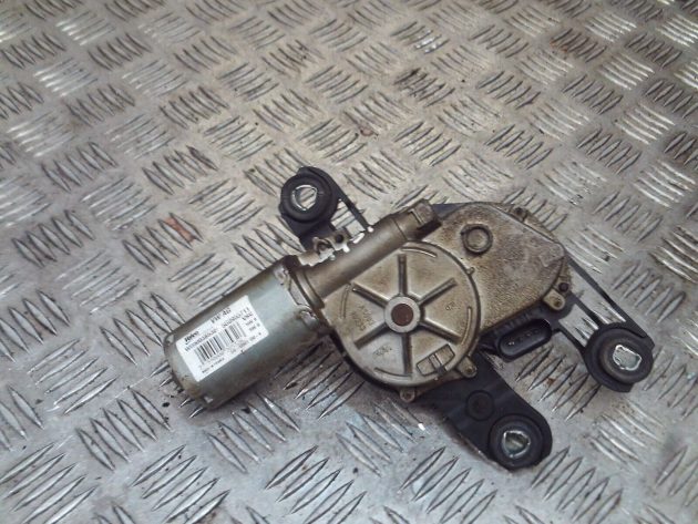 2015 GENUINE VW GOLF MK7 REAR WINDSCREEN WIPER MOTOR 5G0955711