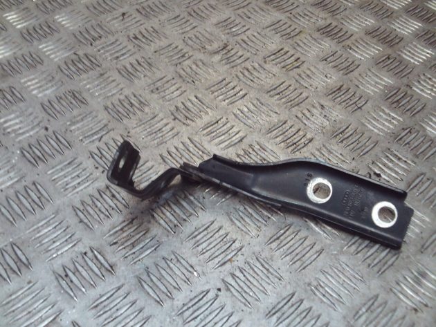 2012 GENUINE AUDI A3 8P FRONT LEFT PASSENGER SIDE BONNET HINGE 8P0823301B - Image 3